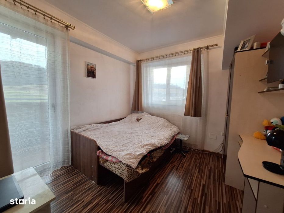 Apartament cu 3 camere, 58,4 mp, 2 balcoane, zona Florilor