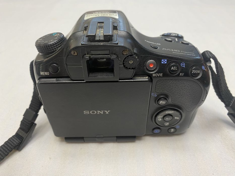 Фотоапарат SONY A 57