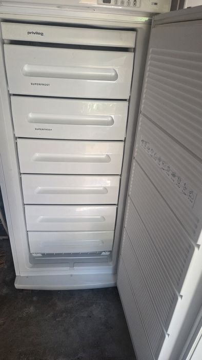Congelator cu 6 sertare