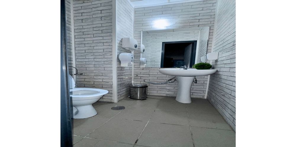 Spatiu comercial /birouri | Piata Romana – Lahovari | 340 mp | Mezan