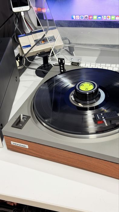 Pioneer PL-1120 | Pick-up Vintage Hi-Fi | Belt Drive | 2 Viteze | Brat S-Shaped | Made in Japan