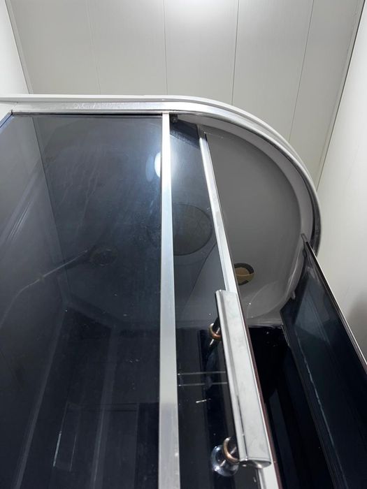 Продам душевую кабину