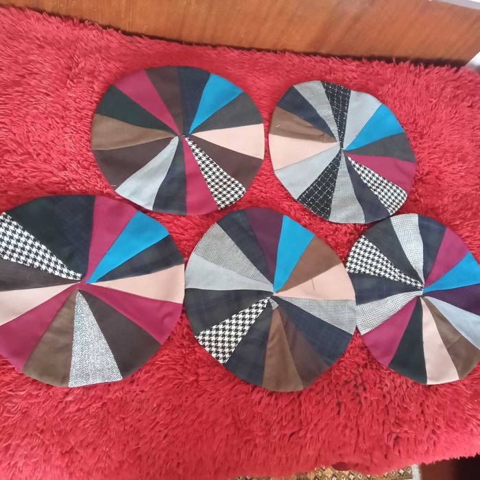 Декоративни коледни възглавнички ръчно изработени