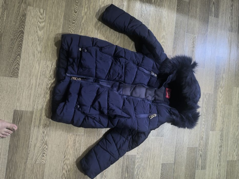 Продам куртки зимние б/у