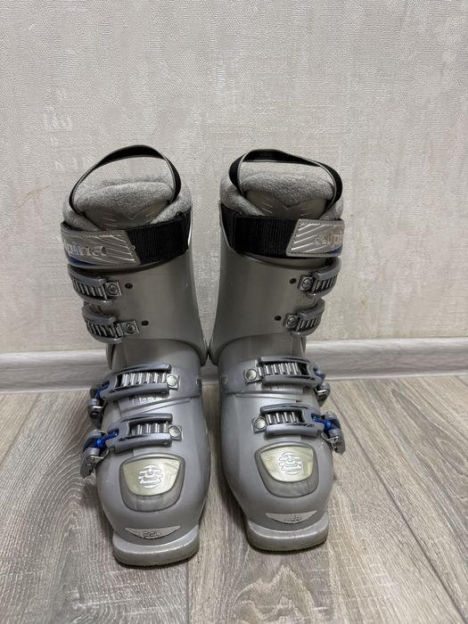 Детские горонолыжные ботинки