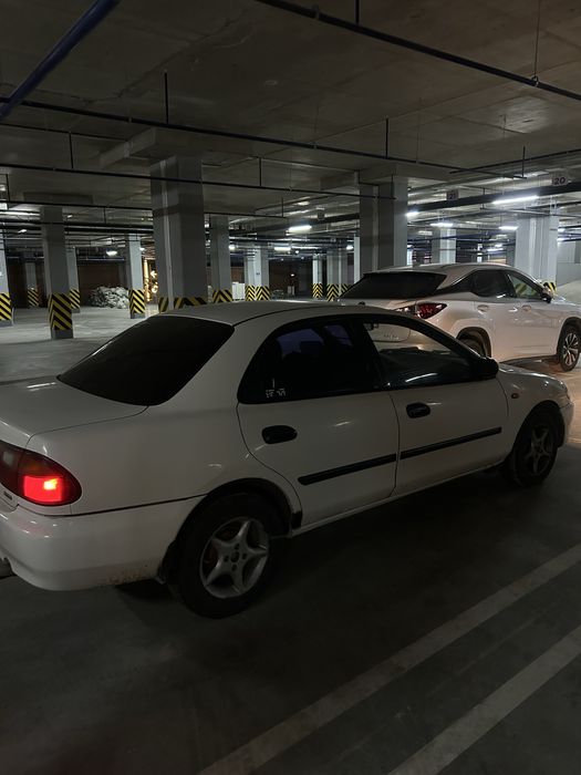 Мазда 323 продаеться