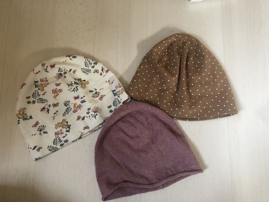 Hainute H&M 62. Bodyuri maneca/scurta, pantaloni, dresuri, caciuli