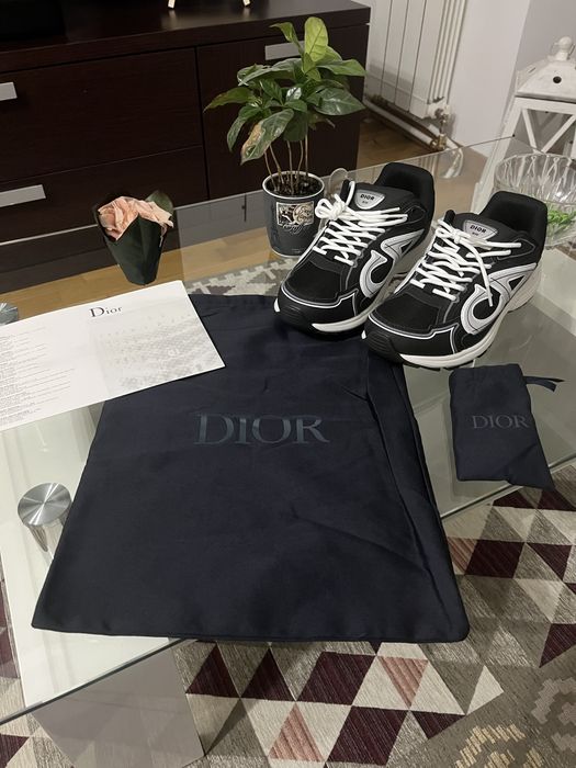 Dior b30