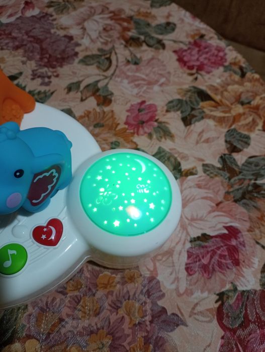 Децка музикална играчка