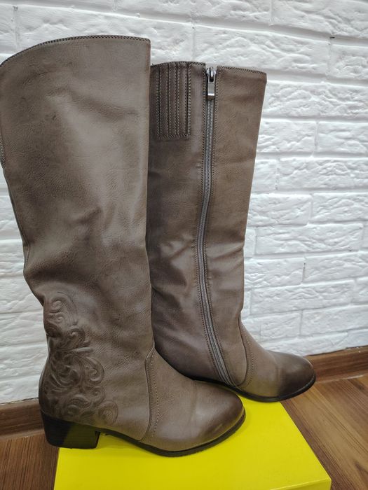 Продам сапоги весна /осень