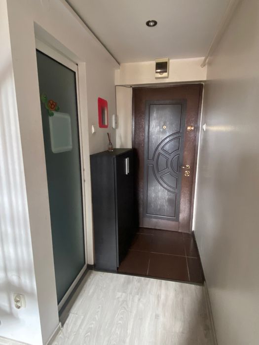 Inchiriez apartament 1 camera zona general