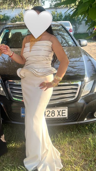 Офицялна дълга рокля