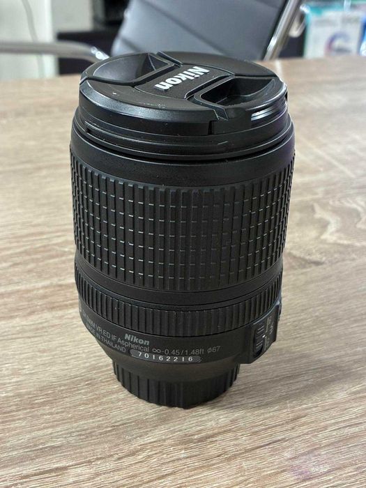 Обектив Nikon DX VR