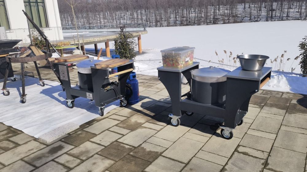 Soba pe gaz, Gratare cu plita, Smoker.