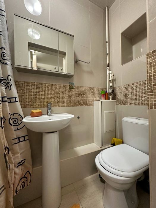 Сдается 3 ком Метро Космонавтов