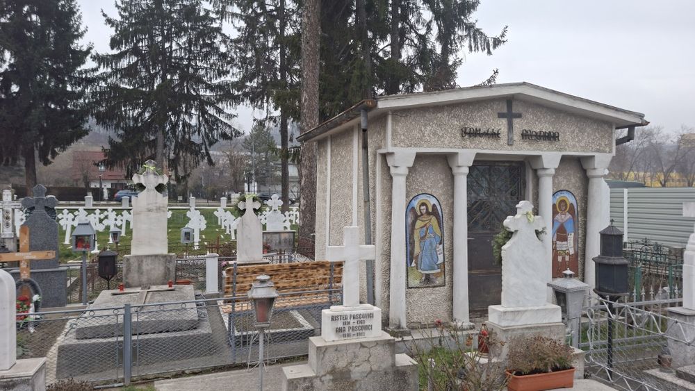 Capelă/Cavou in cimitirul Cetățuia (Eroilor)