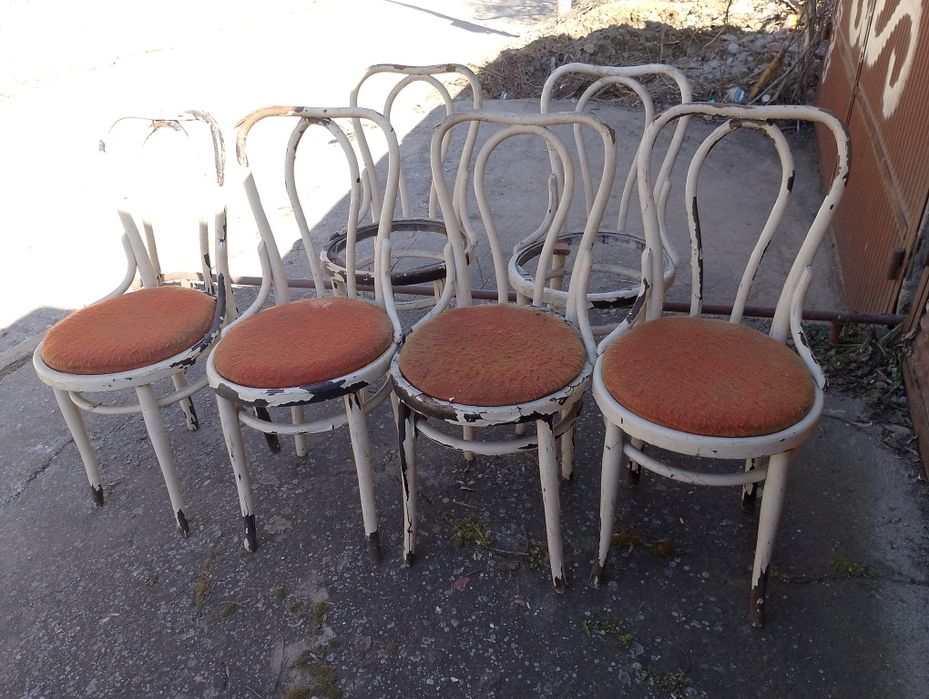 Столове от масивно дърво