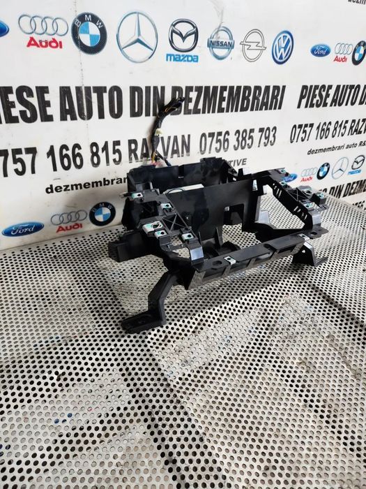 Suport Navigatie Display Range Rover Evoque An 2012-2013-2014-2015-2016-2017-2018-2019 Dezmembrez R