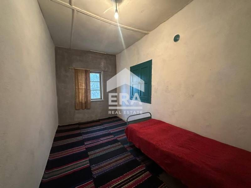 Само в Ера имоти Хасково! Двуетажна къща в село Дряново