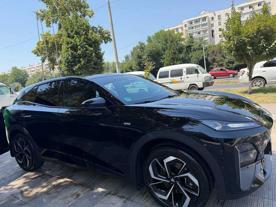 Deepal S07 қора 2025 йил