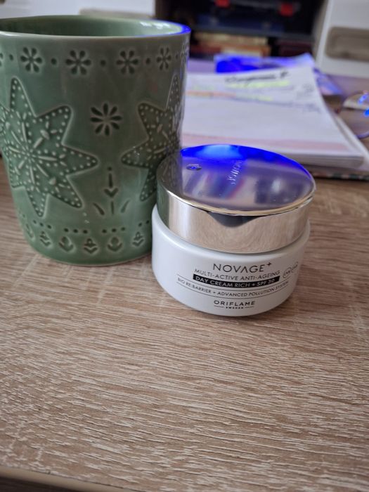 Crema anti aging  zi NOVAGE, FPS 30