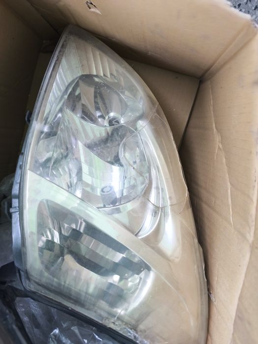 Фарове за Toyota Corolla 2004
