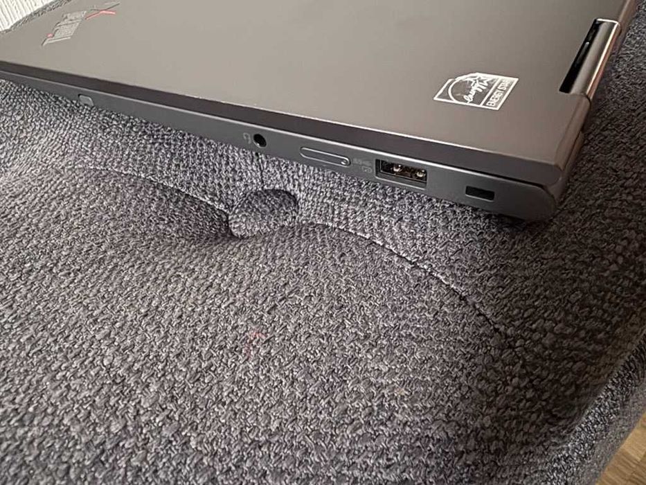 Lenovo ThinkPad X1 Yoga Gen 8 14"FHD IPS ThinkPad® Privacy Guard 500nits. cpu i7 1365U. Ram 32/512 Gb NVMe SSD. 5G модул-наличен. ГАРАНЦИЯ 2 XI 26г.