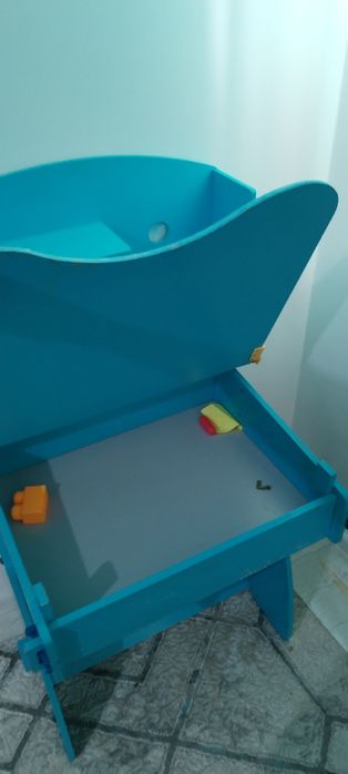 Стол и стульчик детский