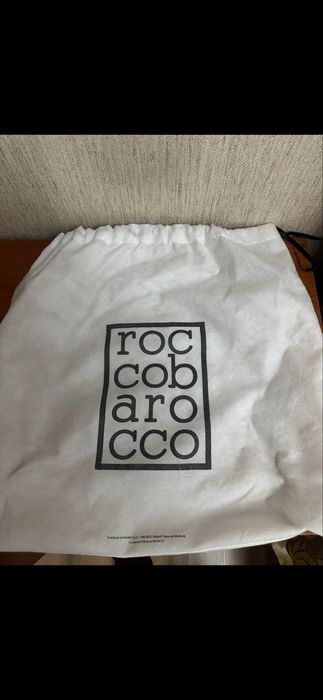 Италянская кожаная сумка .Roccobarocco.