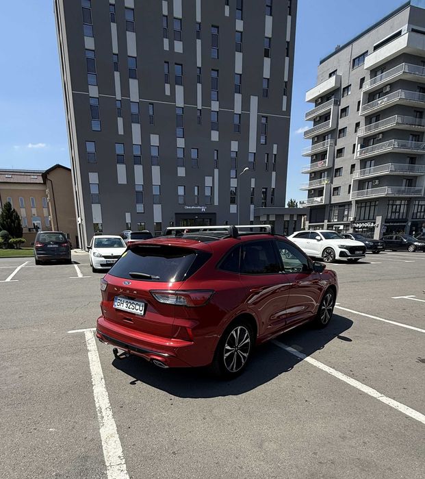 FORD Kuga 2020 — imagine 2