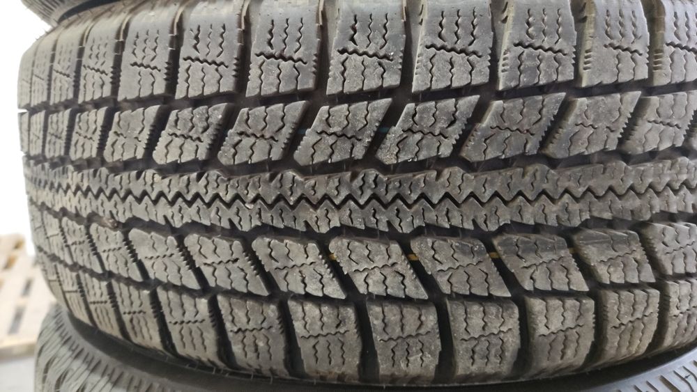 Nitto SN3 185/60/15 на дисках
