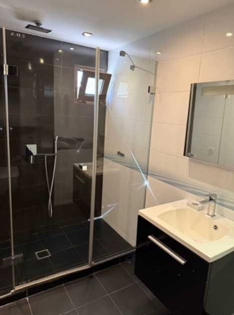 Тристаен апартамент под наем Левски