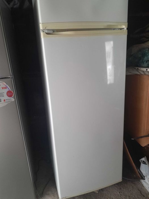 Холодильник холодильник