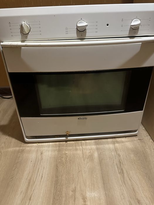 Печь smeg старая модель , но готовит очень хорошо