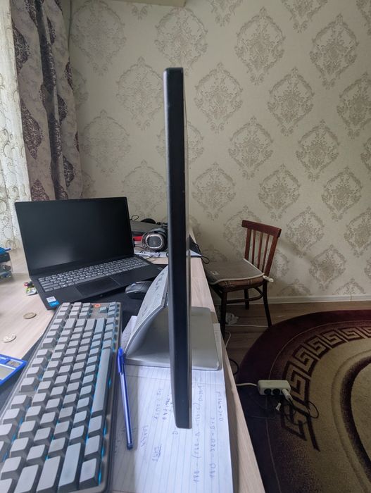 Монитор hp 22дюйма