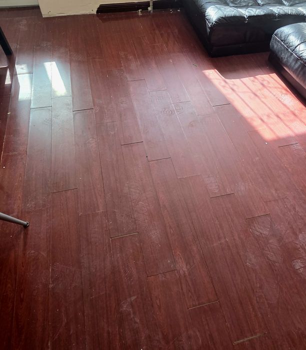 Ламинат бесплатно