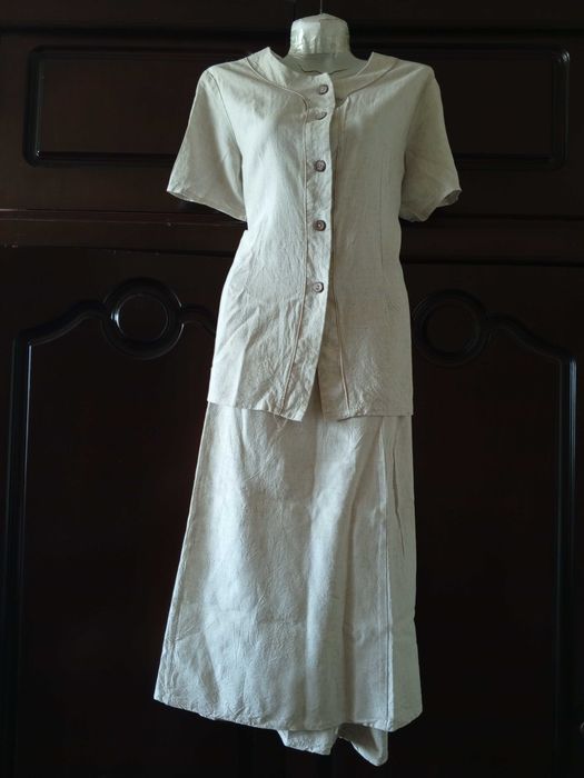 продам женский костюм летний лён