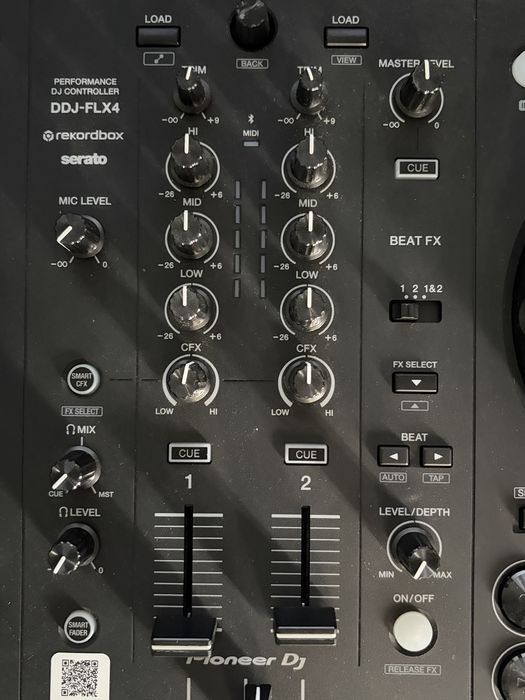 Pioneer DDJ FLX4 dj controller