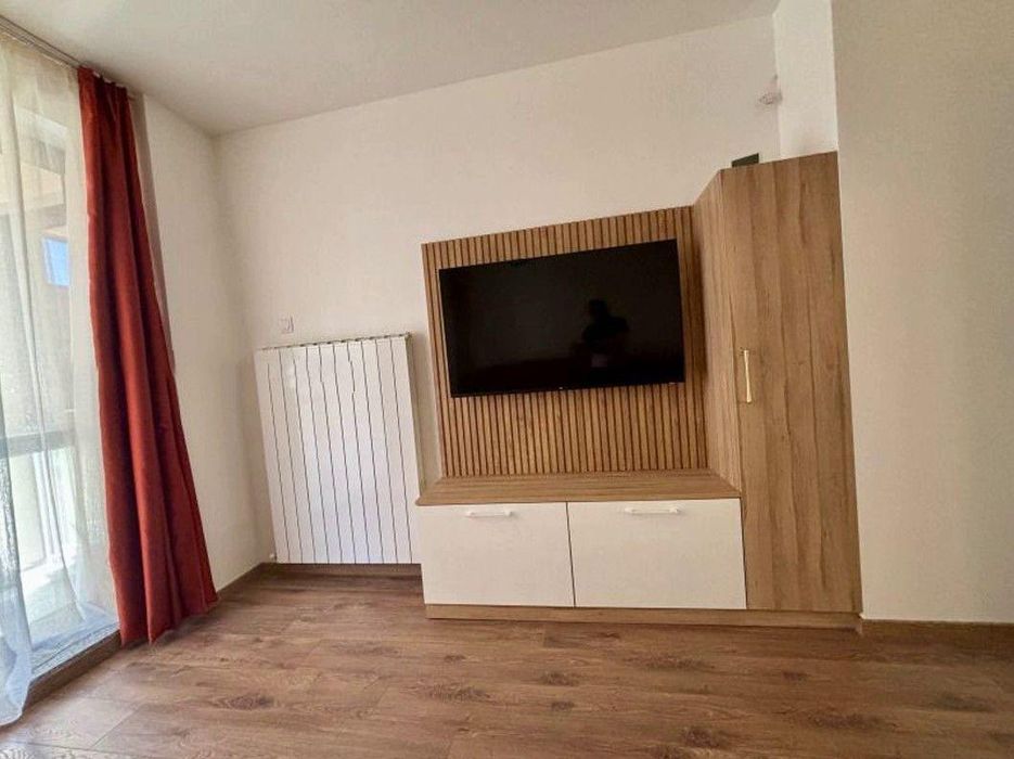 Дава се под наем Двустаен апартамент в София, Кръстова вада - 65 кв.м за 749 € - Снимка #3