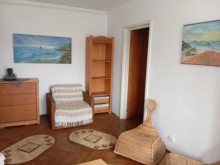De închiriat apartament 2 camere în Drumul Taberei