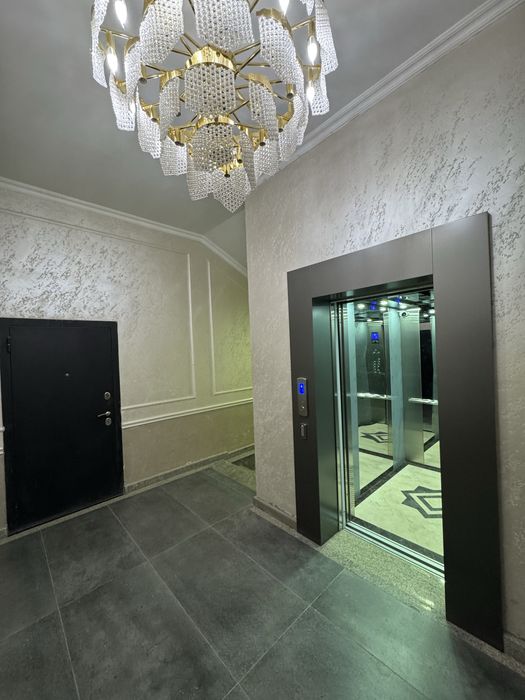 4/4/8 Ж.К.Дипломат!(напротив посольство России