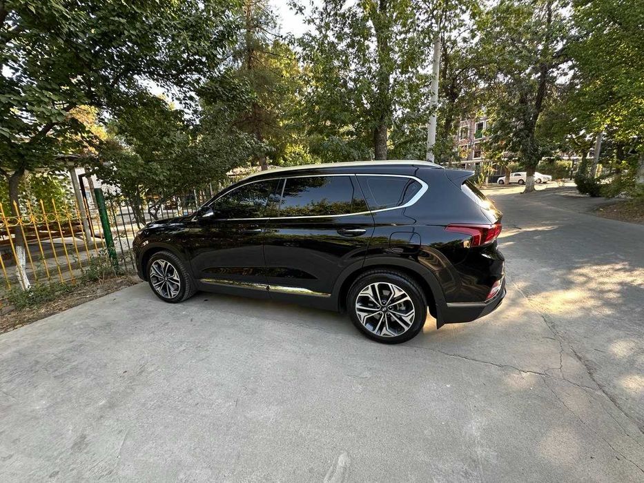 Hundai Santafe сотилади