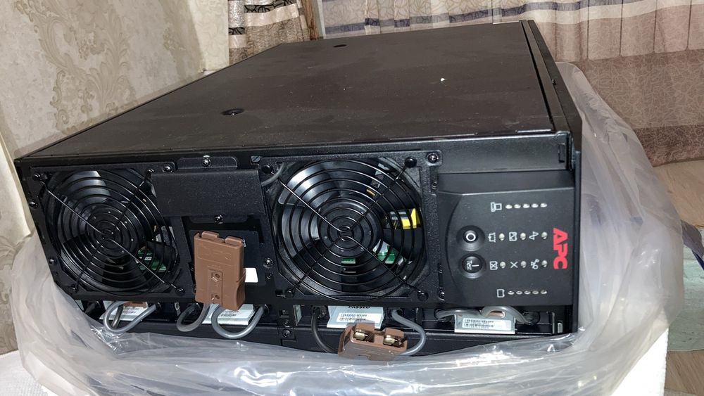 Источник бесперебойного питания