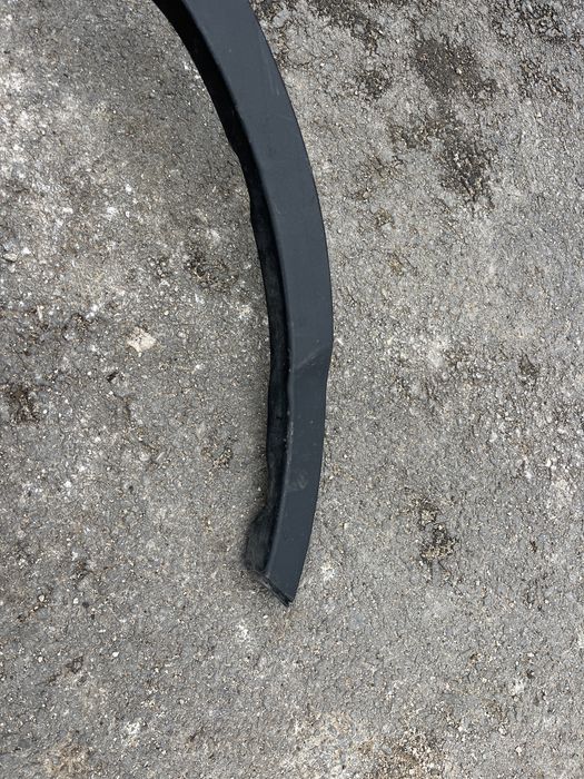 Лайсна за калник Toyota Rav 4 2013-