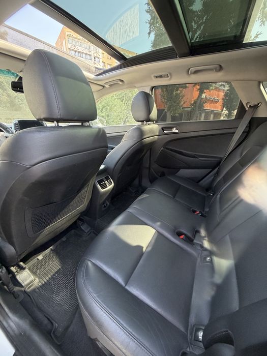 Hyundai Tucson mashina