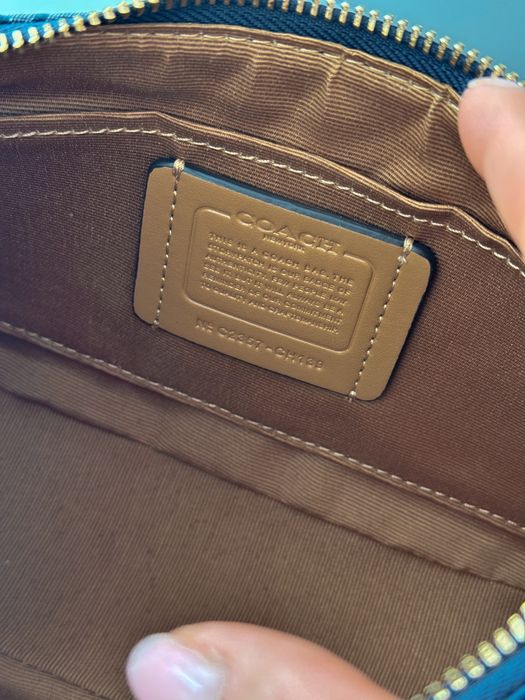 Продам сумку Coach Shoulder/Crossbody