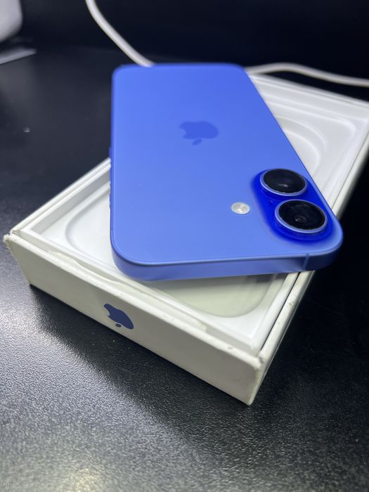 iPhone 16 128GB 100%
