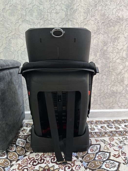 Детское автокресло