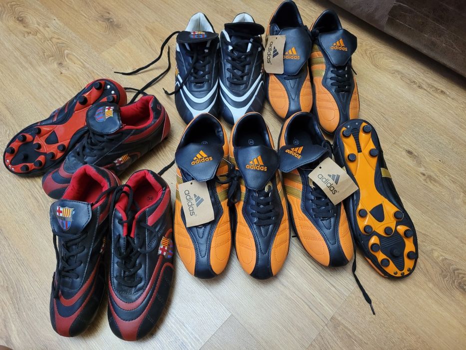 Футбольные бутсы.