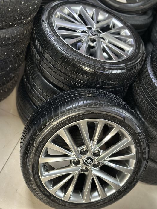 Камрики новый комплект  235 45 R18 трейдин есть